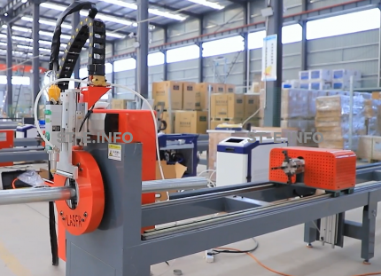 Лазерный станок для резки круглых и профильных труб ST 15-120 1500W - st-e.info - Выборг